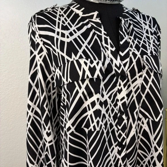 Calvin‎ Klein Black White Geometric Print Blouse, Womens Size Medium - Picture 11 of 14